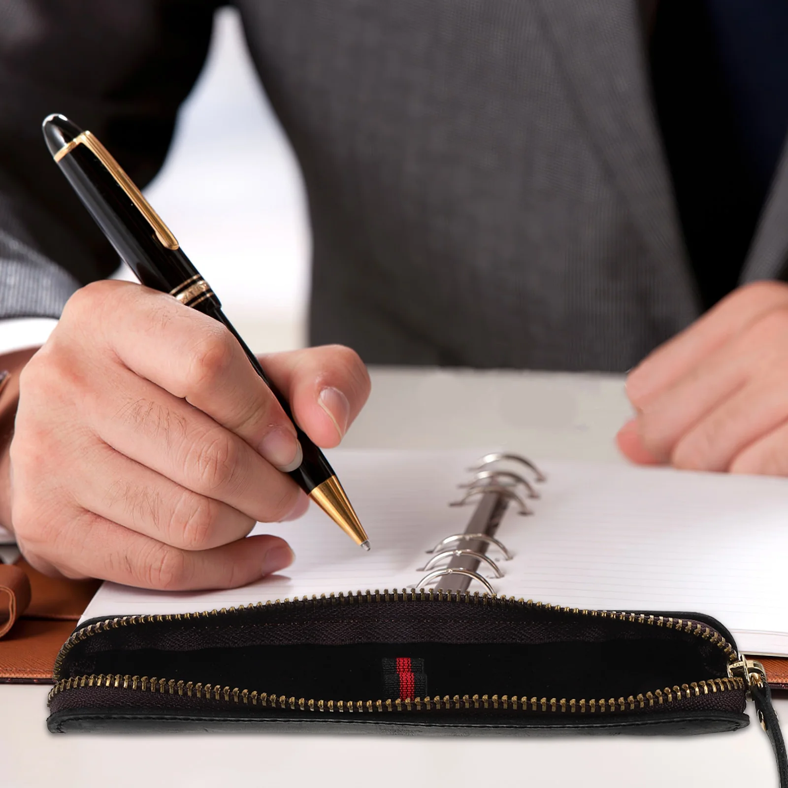 

2 шт. портативный винтажный чехол для ручек из искусственной кожи, маленький мини-органайзер для карандашей, сумка на молнии, сумка для канцелярских принадлежностей, сумка для ручек, маленький карандаш