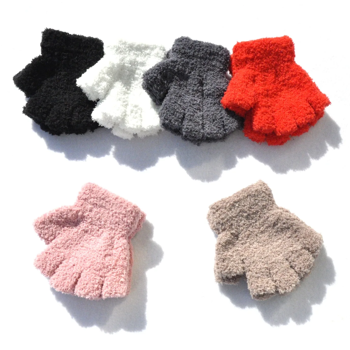 Warm Plush Thick Warm Baby Gloves Winter Plus Velvet Mittens Children Kid Coral Fleece Full Finger Gloves For 1-4Y Kids Gloves