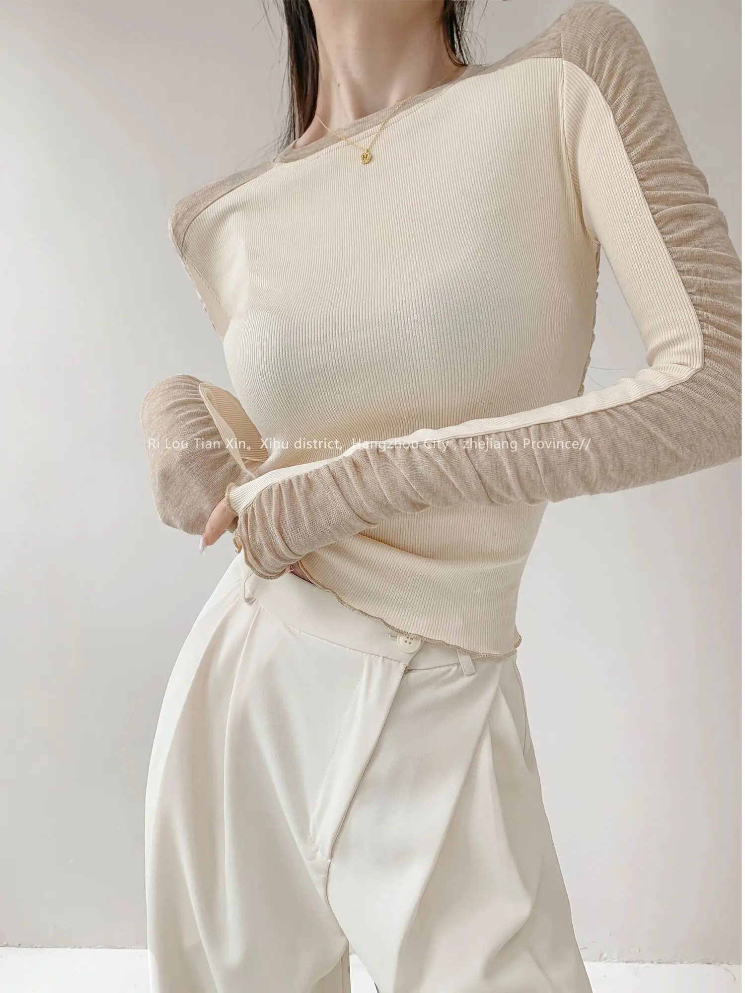 American Style Spicy Girl Pleated Splicing Micro Transparent Long Sleeved T-shirt Autumn Round Neck Waist Cinched Short Top F127