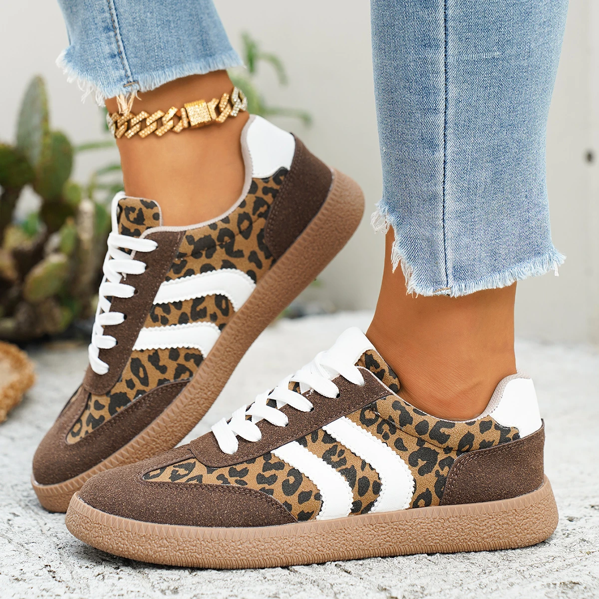 

Women's Retro Leopard Print Casual Sneakers Breathable Fabric Comfortable To Wear All Year Round 2025 New Women's Sneakers