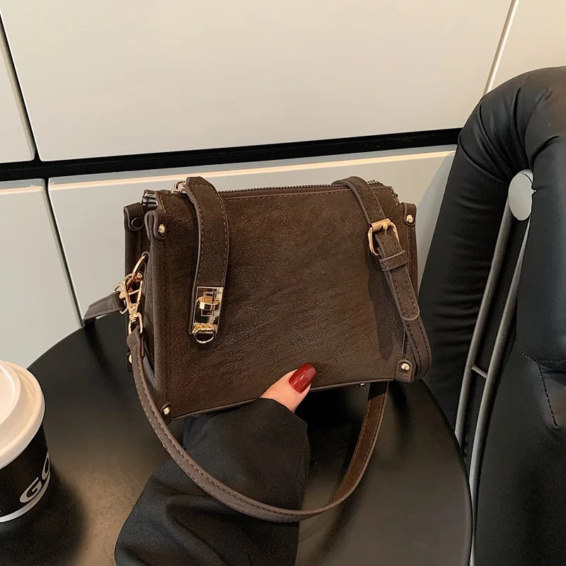 

2026 Autumn Winter New Women's Vintage Small Square Bag, Luxury Unique Design Multi-Way Top Handle Shoulder Crossbody Purse