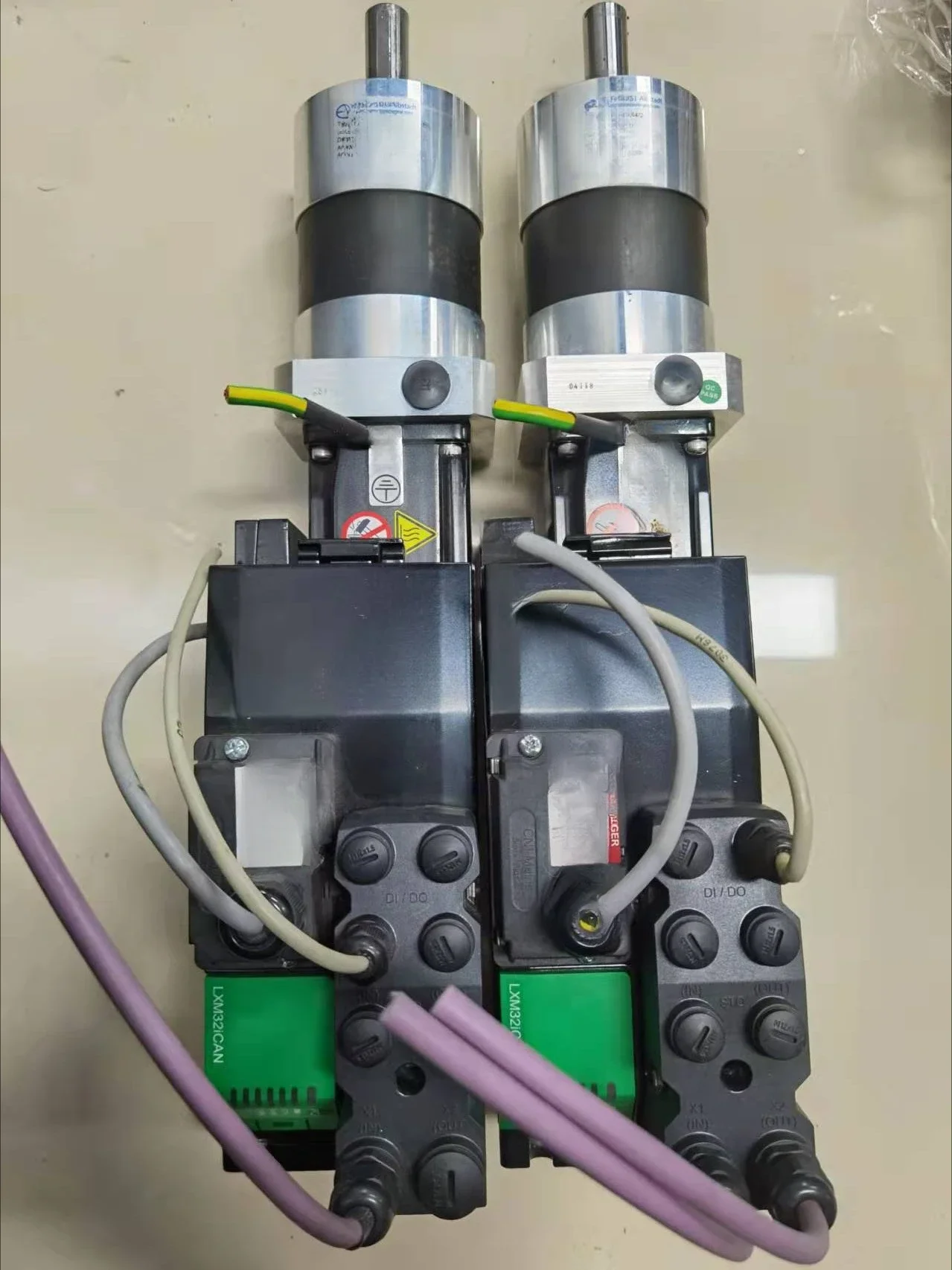 

Motor BMI0702T06A Original Stock