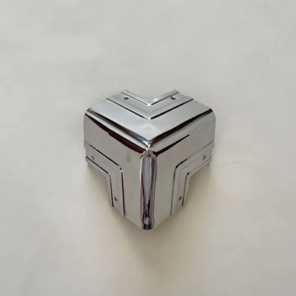 Stainless Steel Corner Protector For Refrigerated Truck Trailer Box Body Three Way Protective Guard Hardware Accessory Part