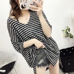 Summer New Plus Size Striped Loose Tops V Neck Short Sleeve Split Hem All-match Casual T Shirts Vintage Fashion Women Clothing