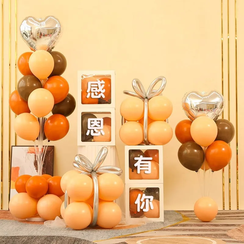 decoration-de-ballons-flottants-pour-ceremonie-d'inauguration-scenarios-d'amenagement-d'ambiance-decoration-evenementielle-pour-anniversaire-et-vitrine