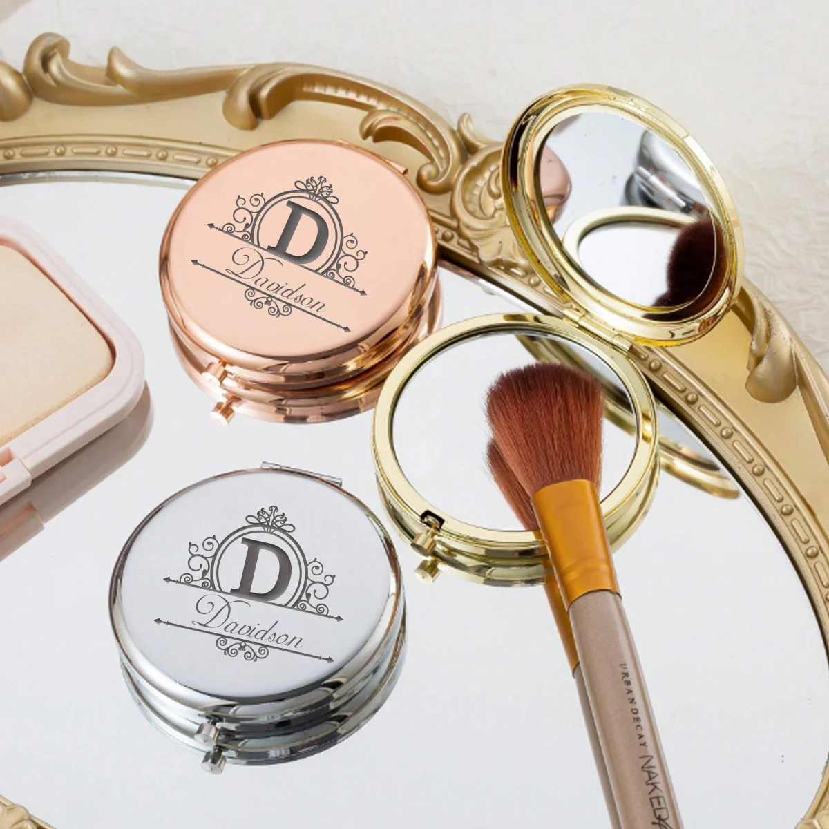 1pc Creative  Pattern of the letter D Personalized Name Pocket Mirror Makeup Mirror Folding Mirror Wedding Guest Gifts