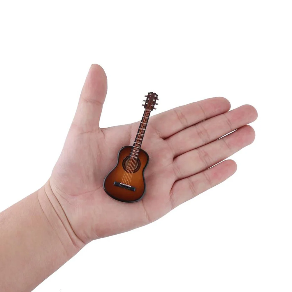 

Miniature Classical Guitar Decoration Realistic Wooden Fake Guitar For Dollhouse Cabinet Desktop Craft Graduation Gift Home
