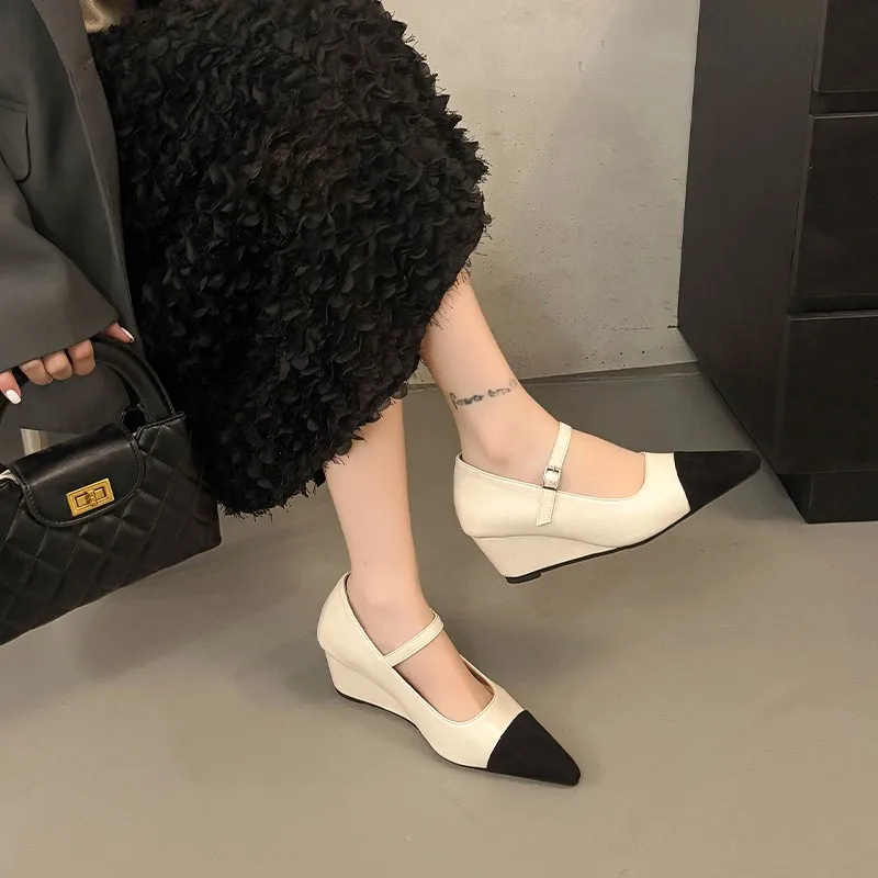 

Женские туфли на танкетке из искусственной кожи с цветными блоками, весенне-осенние новые модные нескользящие туфли на каблуке с острым носком и неглубоким ремешком