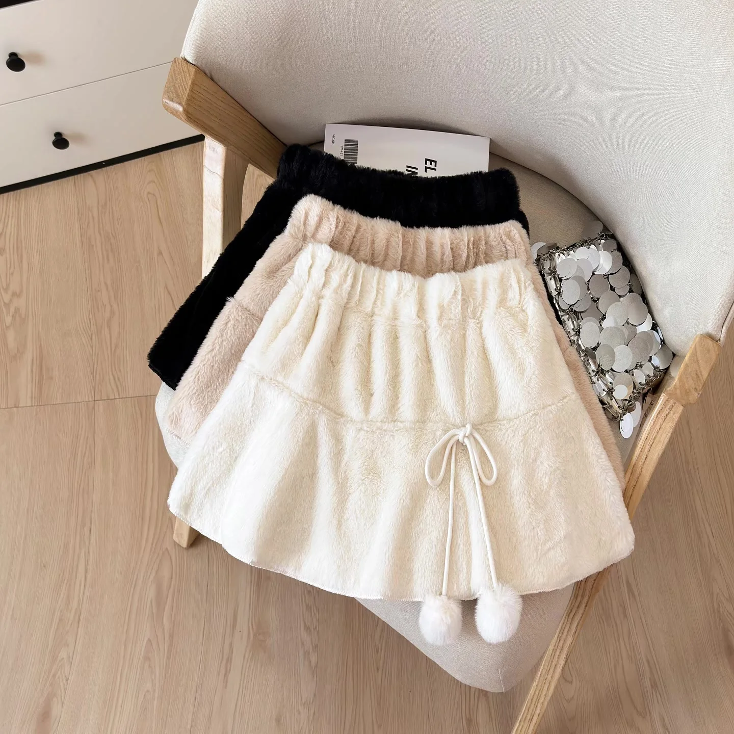 

Women Off White Mini Skirt Vintage Y2k Gyaru Aesthetic Korean Style A-line Skirt Harajuku High Waist Short Skirts 2000s Clothes