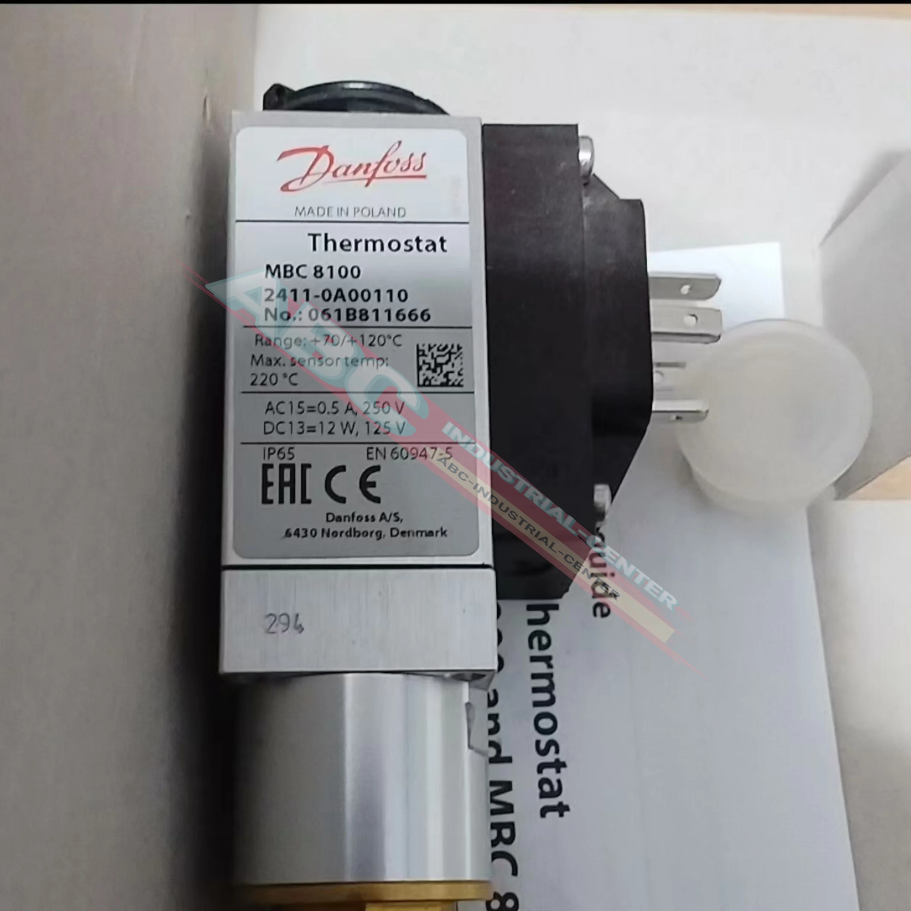 

Термостат 061B811666 MBC8100, совершенно новый