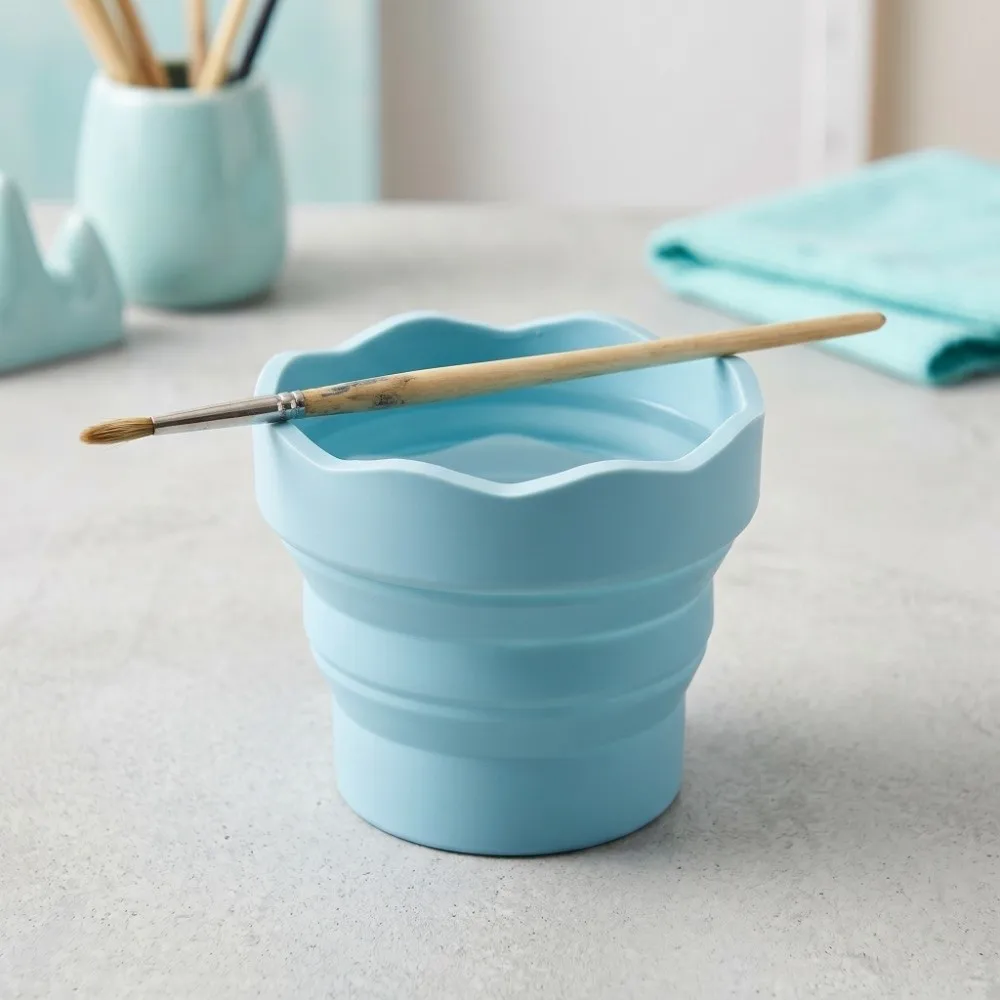 

Silicone Material Brush Washing Bucket Folding Design Collapsible Painting Clean Container Multicolor Option 3.82 × 3.15in