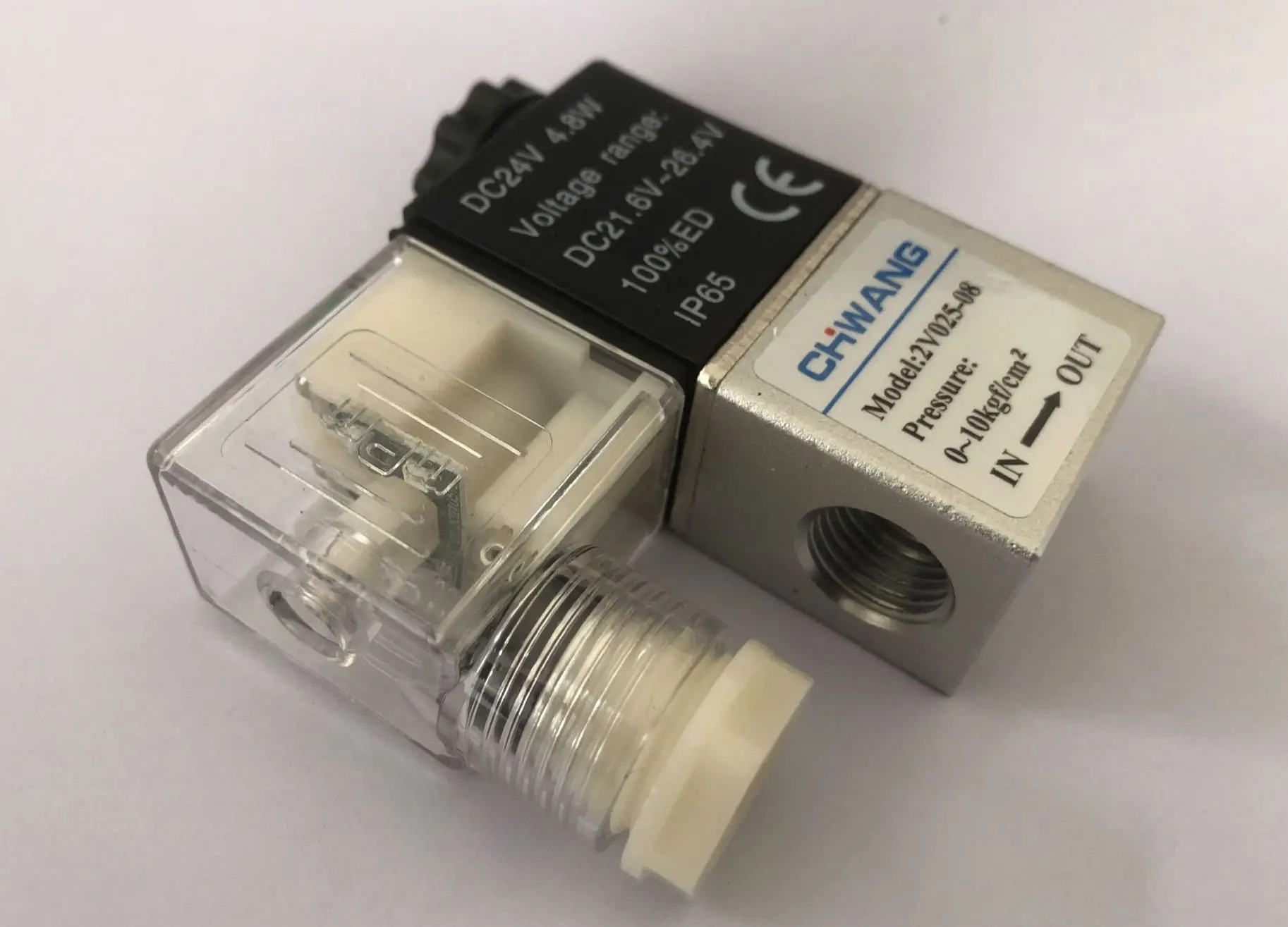 2V025-08 12V/24V DC,  110V/220V AC 2Port 2Pos 1/4