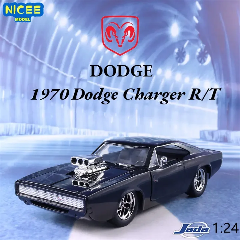 Jada 1:24 Dom’s 1970 Dodge Charger R/T High Simulation Diecast Car Metal Alloy Model Car Children\'s toys collection gifts J15