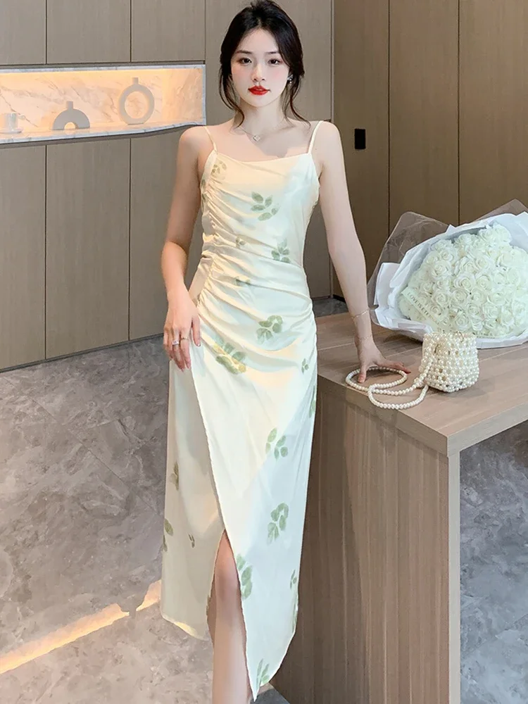 Été imprimé Satin Chic plissé moulante fronde robe mi-longue femmes élégant décontracté maison robe 2025 coréen moulante Festival robe de bal