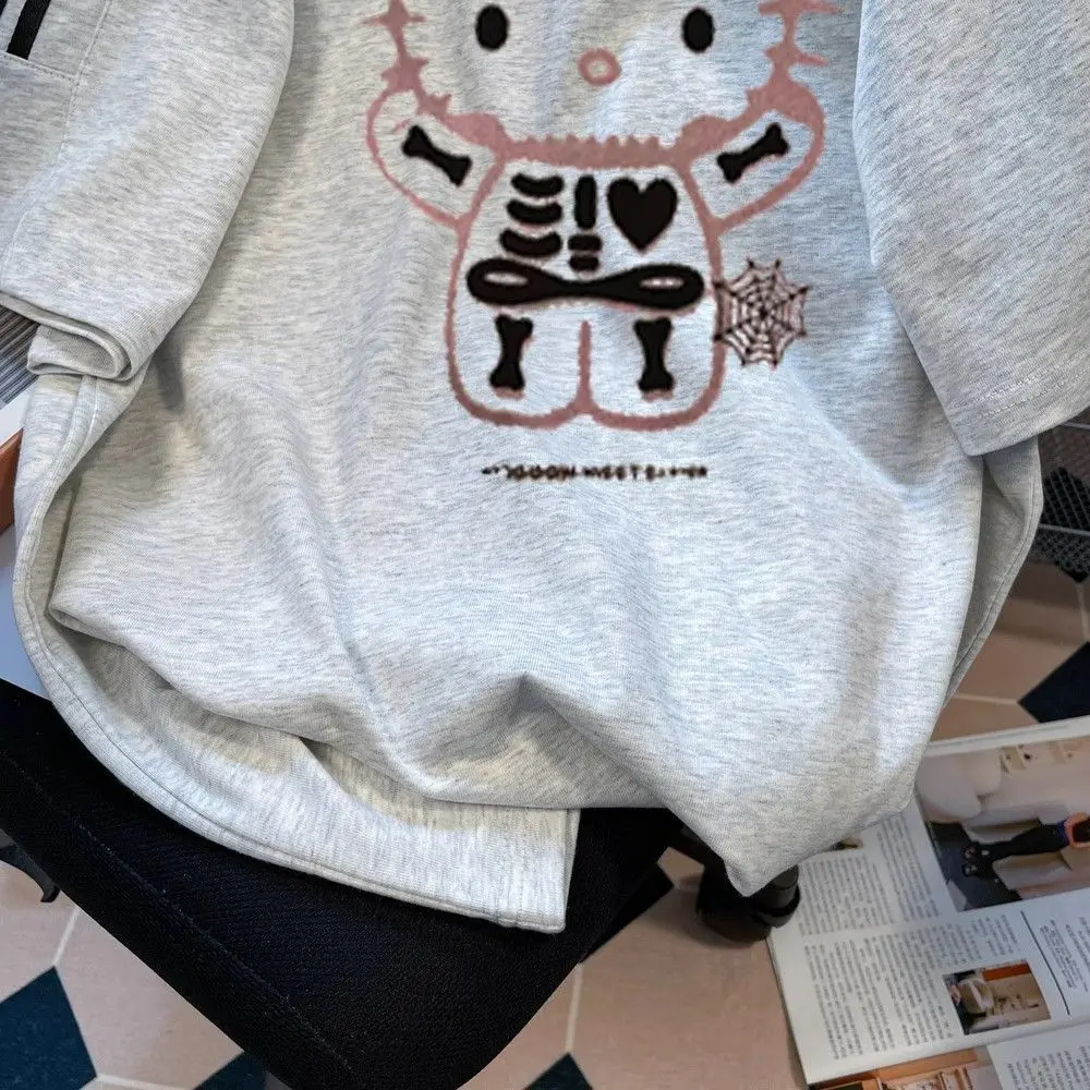 Hello Kitty Sanrio Grey T-shirt Kawaii Cartoon Print Cotton Tops O-neck Oversized Shirts Streetwear Splicing Top Women Clothing