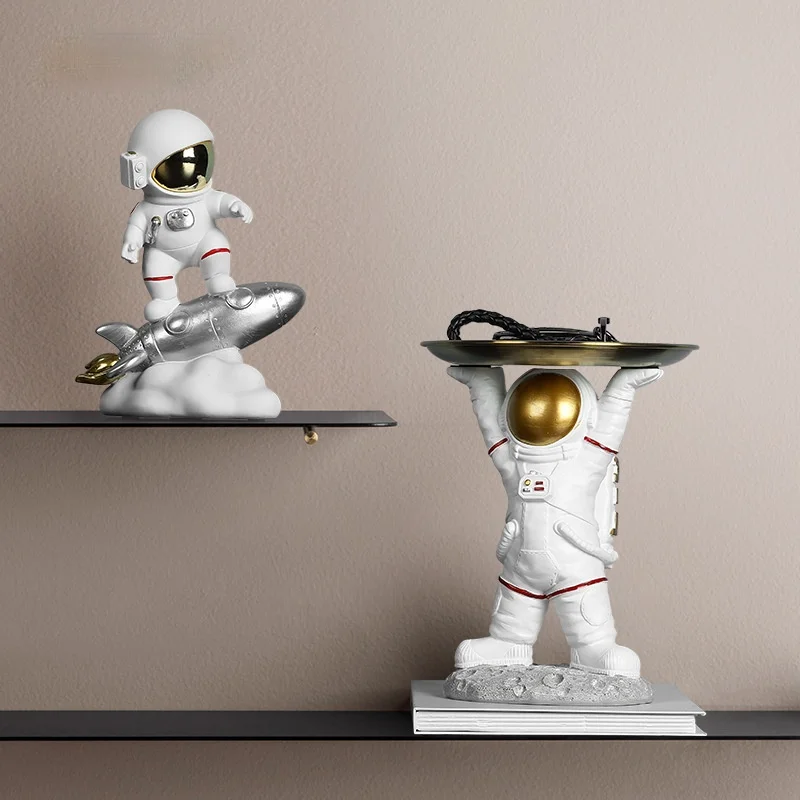 

Resin Astronaut with Metal Tray Spaceman with Keys Candy Storage box Statue Figurine for Home Decor desk Decorative Figures