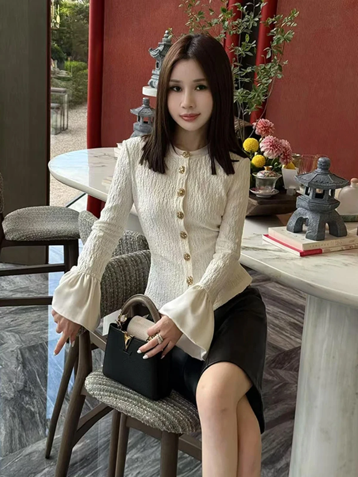 

Spring Autumn Women's irt with Lace Trim French Sle Slim Fit Long Sve round Ne Casual Faion Polyester