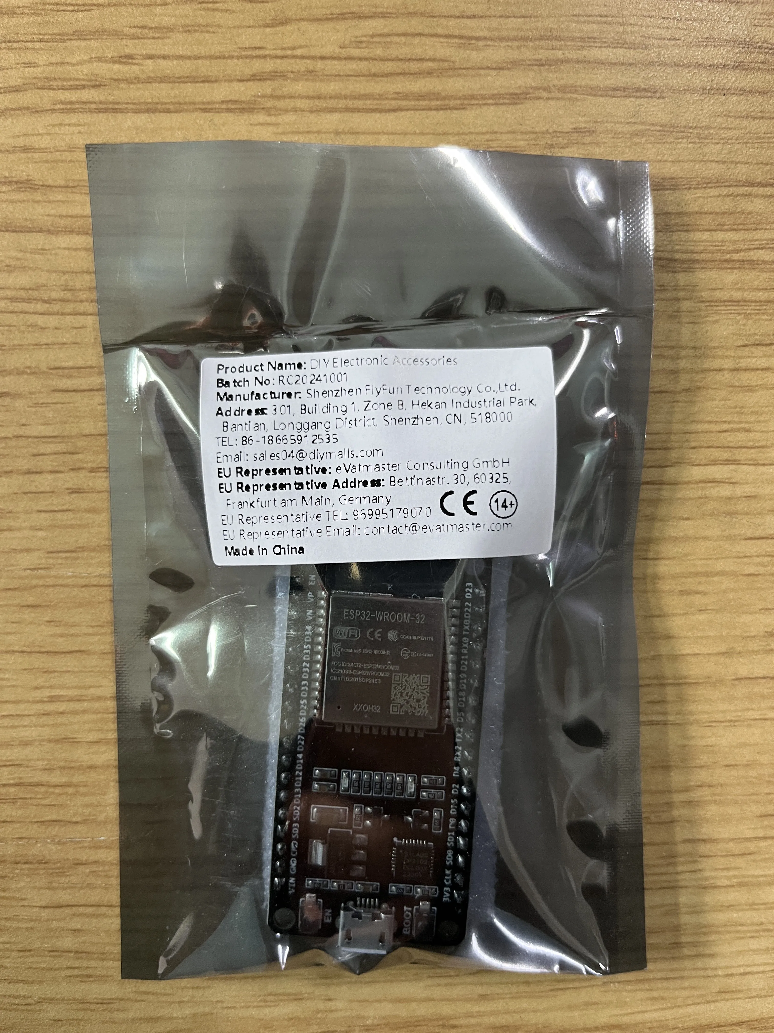 

Mould King 10225 V8 Engine Model Building Kit - 855pcs DIY Assembly Brick Set