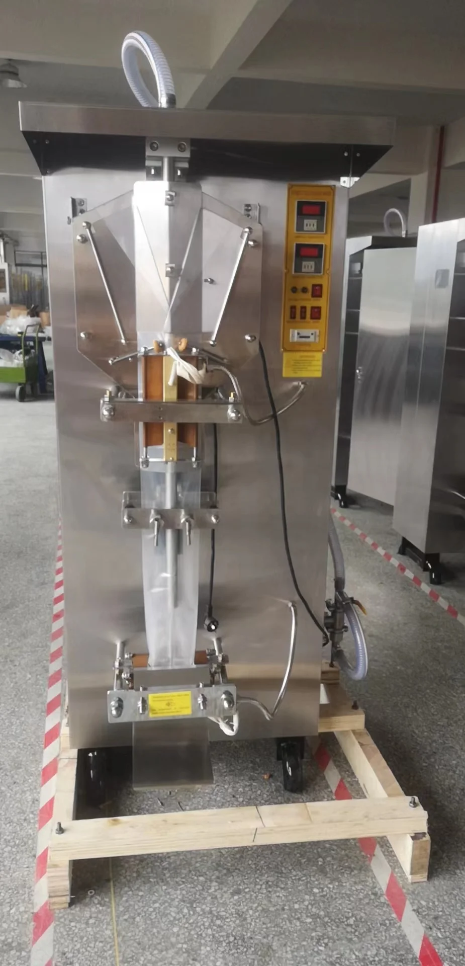 Sachet Water Filling Packaging Machine Mineral Water Pouch Packing Machine