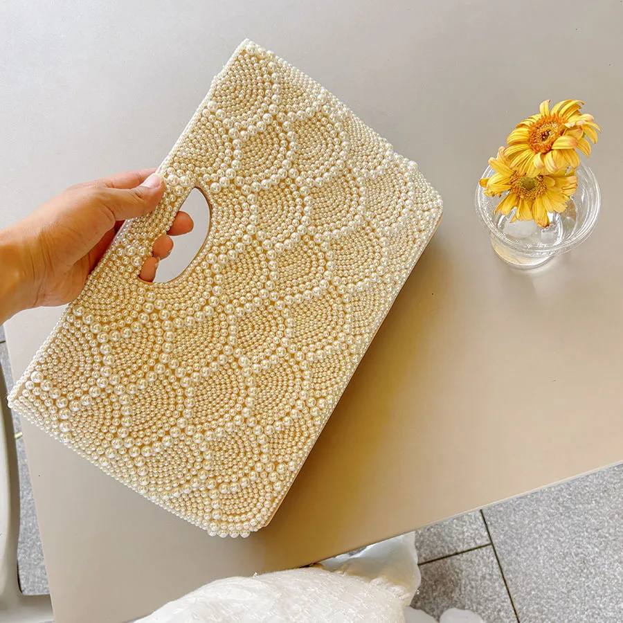 Premium light luxury handmade beaded pearl banquet bag, gentle temperament, hand-held party dinner bag