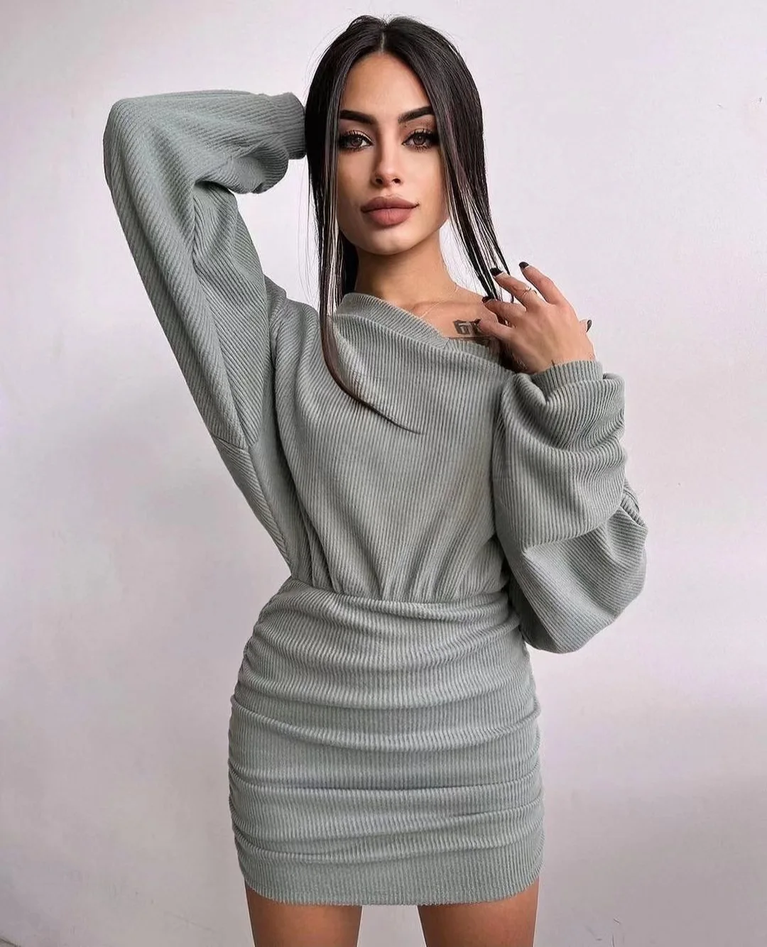 2023 Autumn/Winter New V-neck Long Sleeve Knitted Commuter Solid Popularity Office Lady Skin Friendly Dress Loose Wrap Hip Skirt