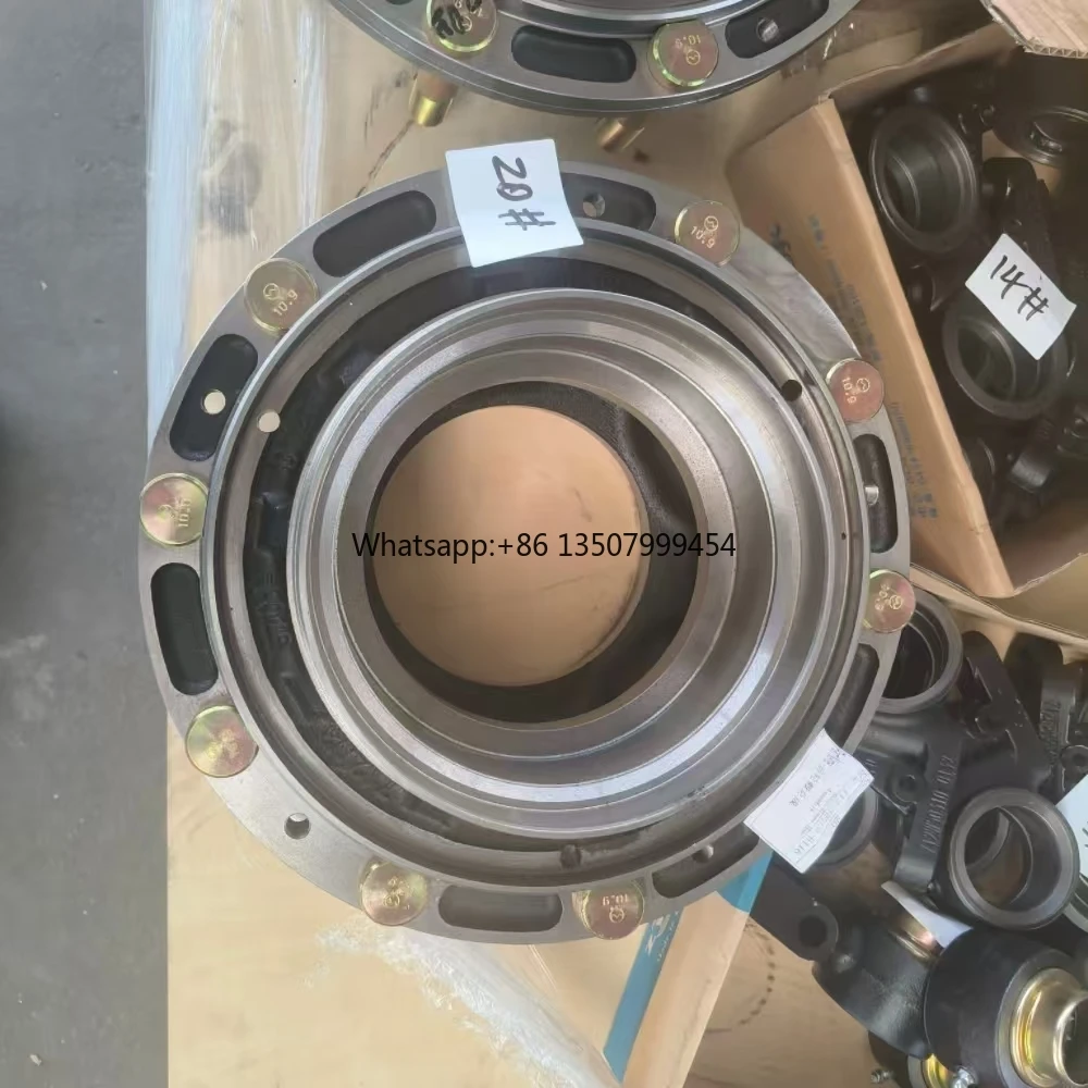 Sinotruk Sitrak Heavy Truck Parts 712-35700-6116 Rear Wheel Hub Assembly