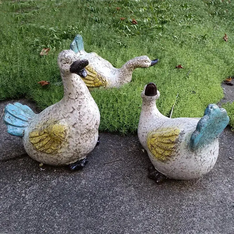 

Farmhouse Terracotta Duck Statue for Outdoor Garden, Yard Art Patio Decor, Rustic Country Animal Figure, Weather-Resistant