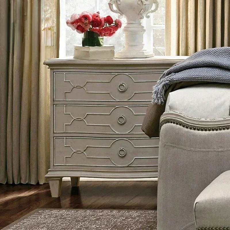 

Summer Picture Three-Drawer American Solid Wood Retro Bedside Cabinet