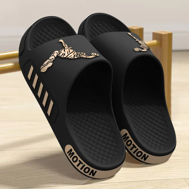 

Summer Mens Slippers Outdoor Mans Sandals Lightweight Mens Beach Shoes Soft Bottom Indoor Home Slippers Non-Slip Bathroom Slides