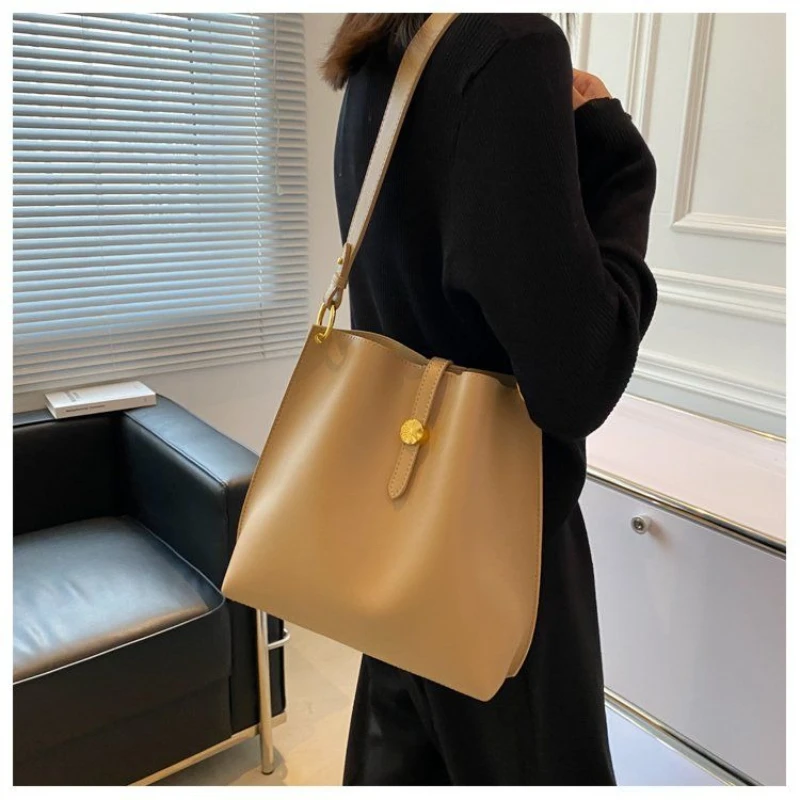 2025 New PU Leather Magnetic Buckle PU Single-shoulder Crossbody Single-shoulder Bag Fashion Messenger Tote Package