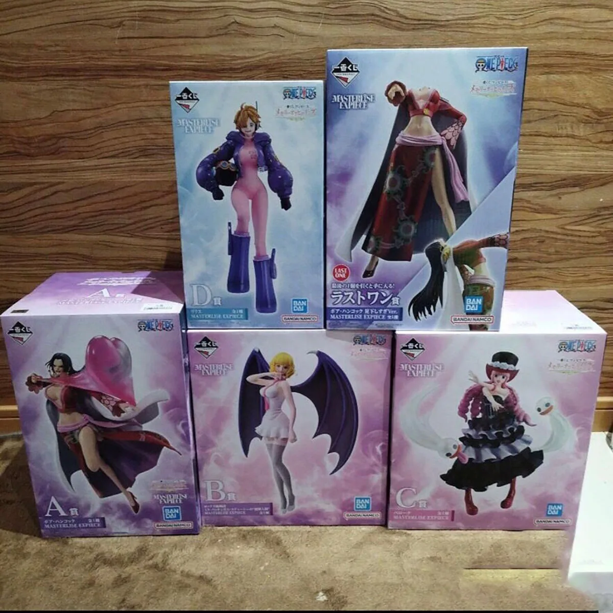 100% Original in Stock Bandai Spirits Ichiban Kuji One Piece Memory of Heroines (B Prize) One Piece Stussy  Collection Series