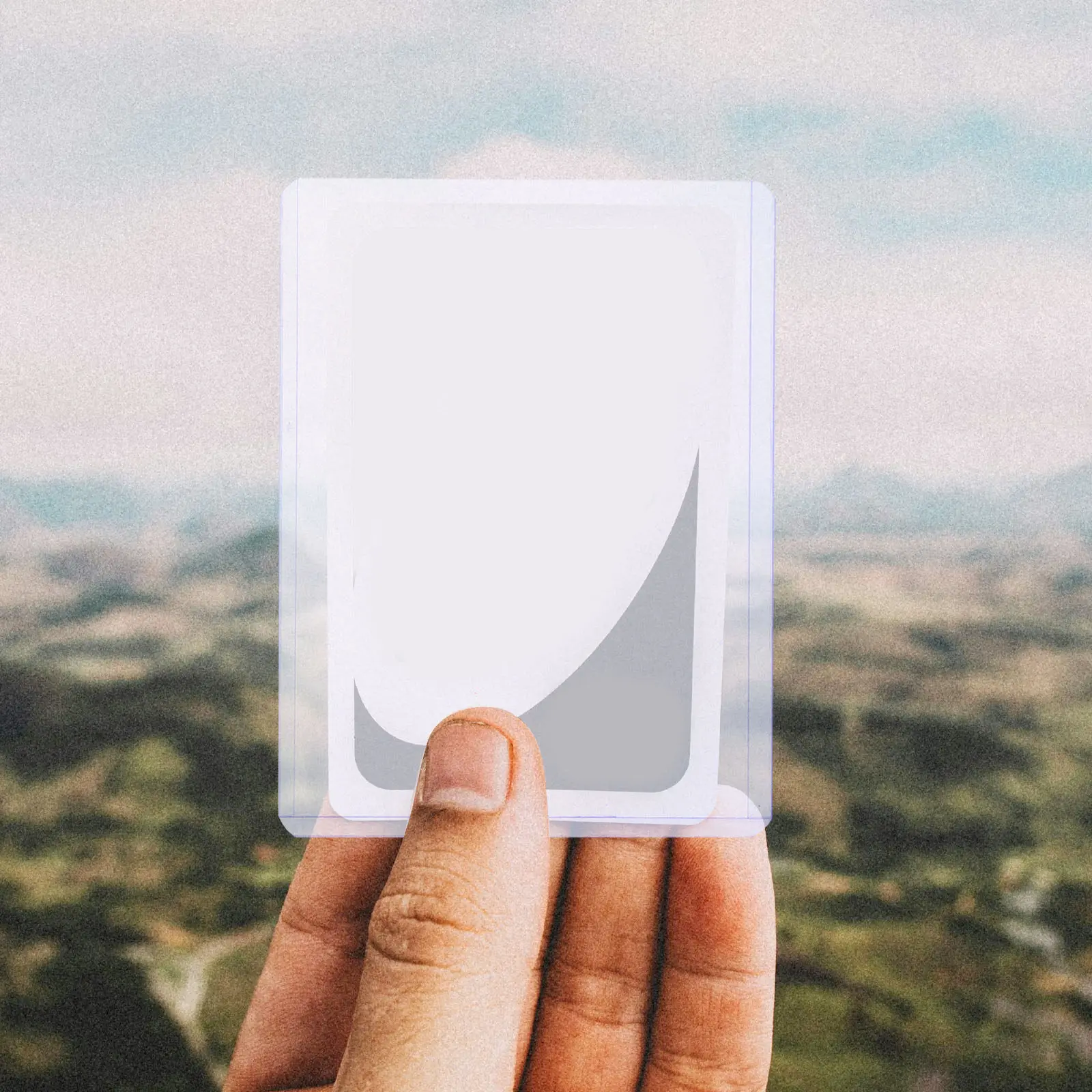 

25 шт. жестких защитных чехлов для карт из ПВХ профессионального класса для игровых и коллекционных карт, ударопрочные, для хранения и демонстрации