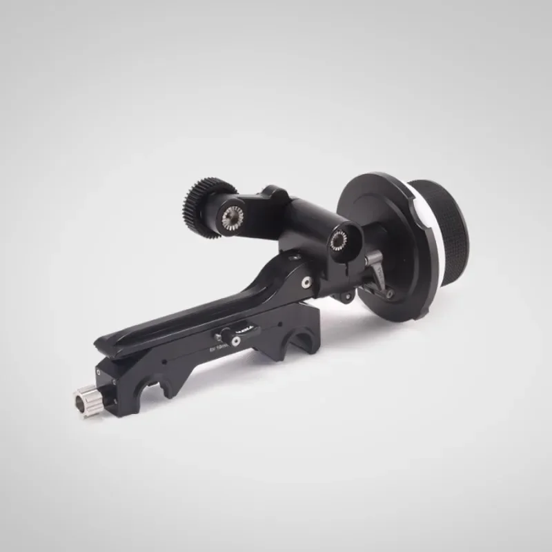 iron head, unilateral film-grade follow-up focus