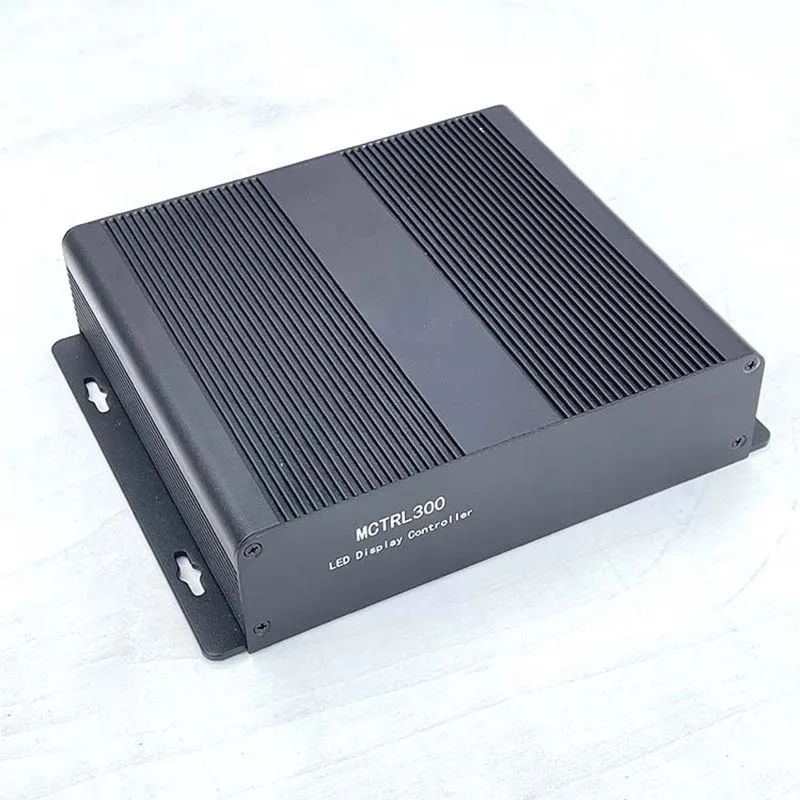 Novastar MCTRL300 Synchronous System Sending Card Box RGB Full Color HUB75 Module LED Display Screen Video Sending Card DVI