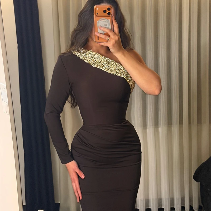 ชุดราตรีทรงเมอร์เมดแบบสั้นสีดำจาก Thinyfull ประเทศซาอุดิอาระเบีย ชุดออกงานปาร์ตี้ประดับเลื่อมแบบไหล่เดียว ชุดราตรีงานพรอม ชุดค็อกเทลกลางคืน สามารถสั่งตัดได้