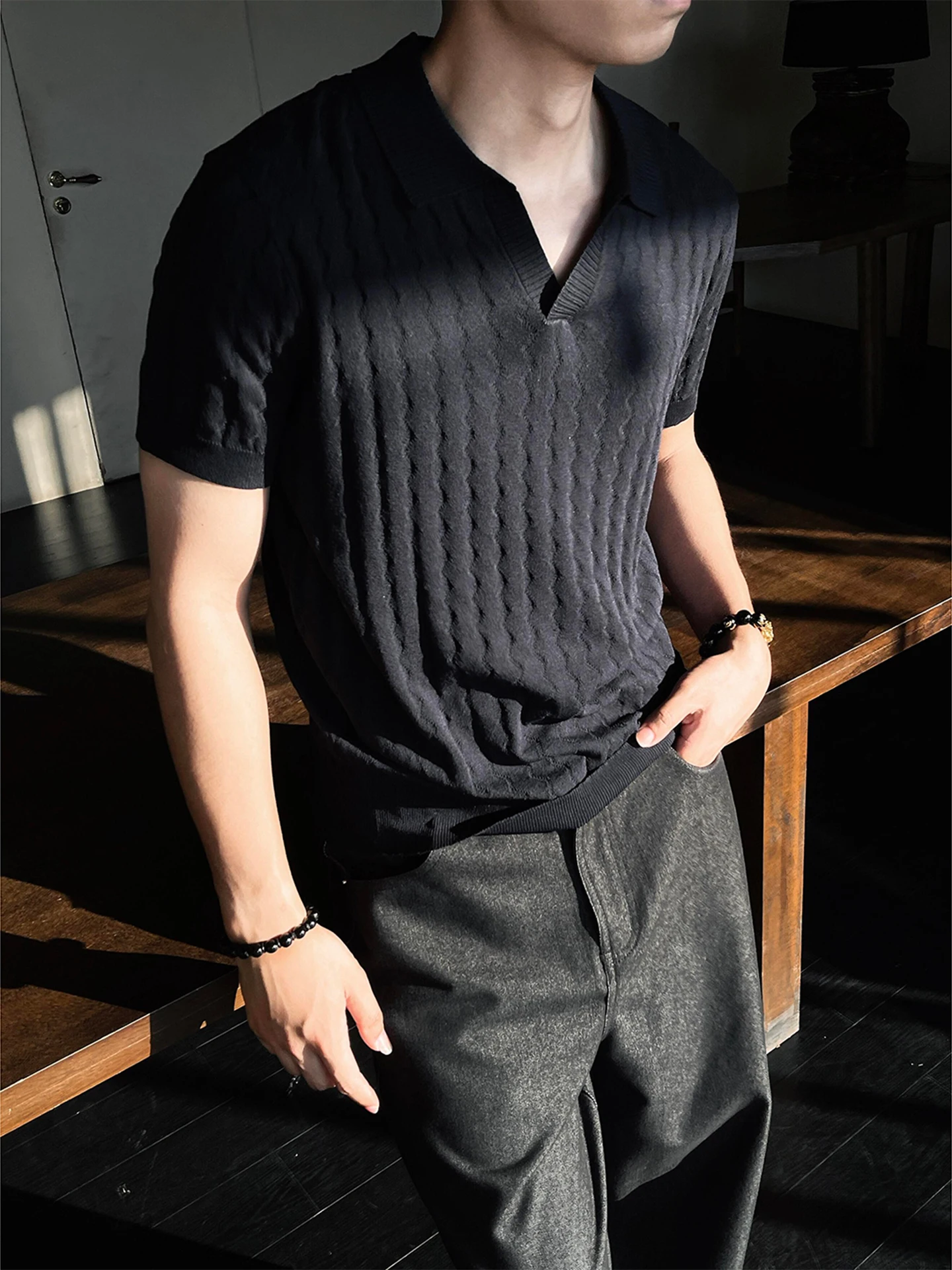 

Black Knitted Summer Thin Breathable V-Neck Short Sleeve Shirt Men's Casual Style Comfortable Loose Fit T-Shirt