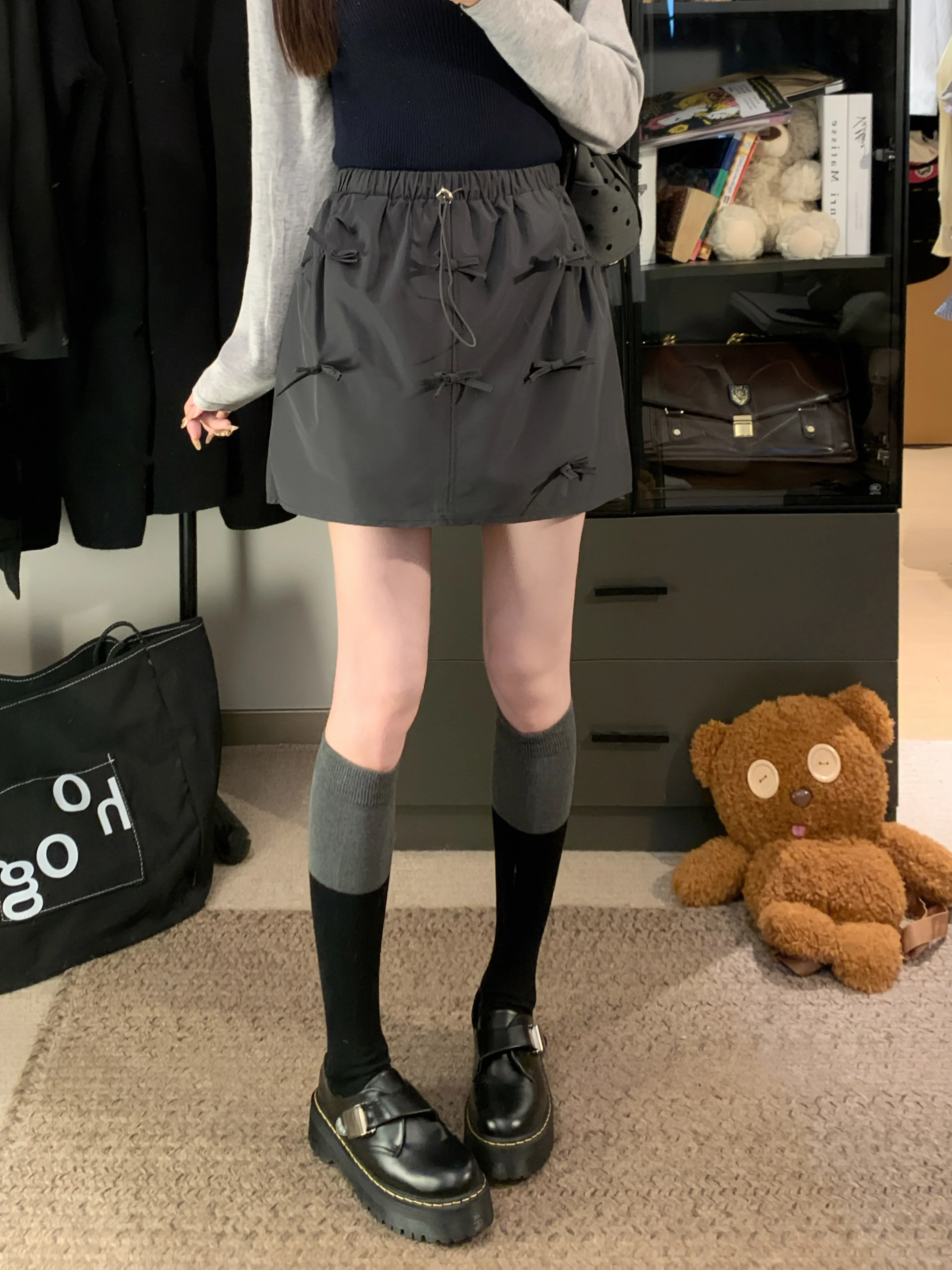 

Women's Skirt Retro Design Versatile Elastic Waist A-line Short Skirt Bow Decoration