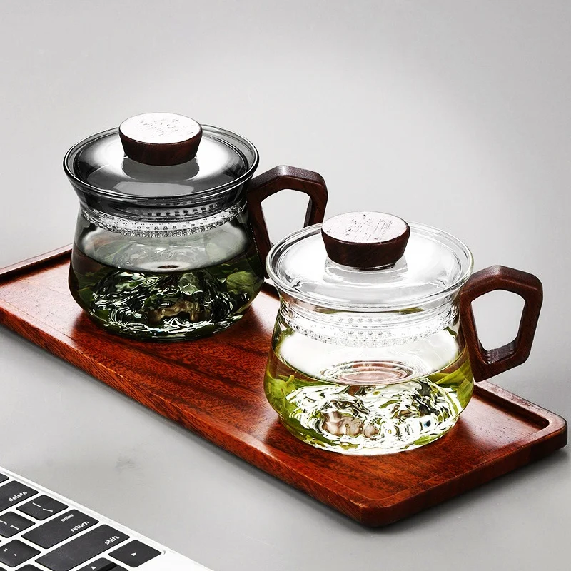 

Стеклянная чайная чашка с деревянной ручкой и подогревом, 230 мл