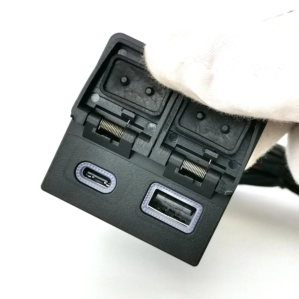 36W Auto Dual USB Type-C PD Opladen Outlet Oplader Adapter Voor Camry Avalon Highlander Levin RAV4