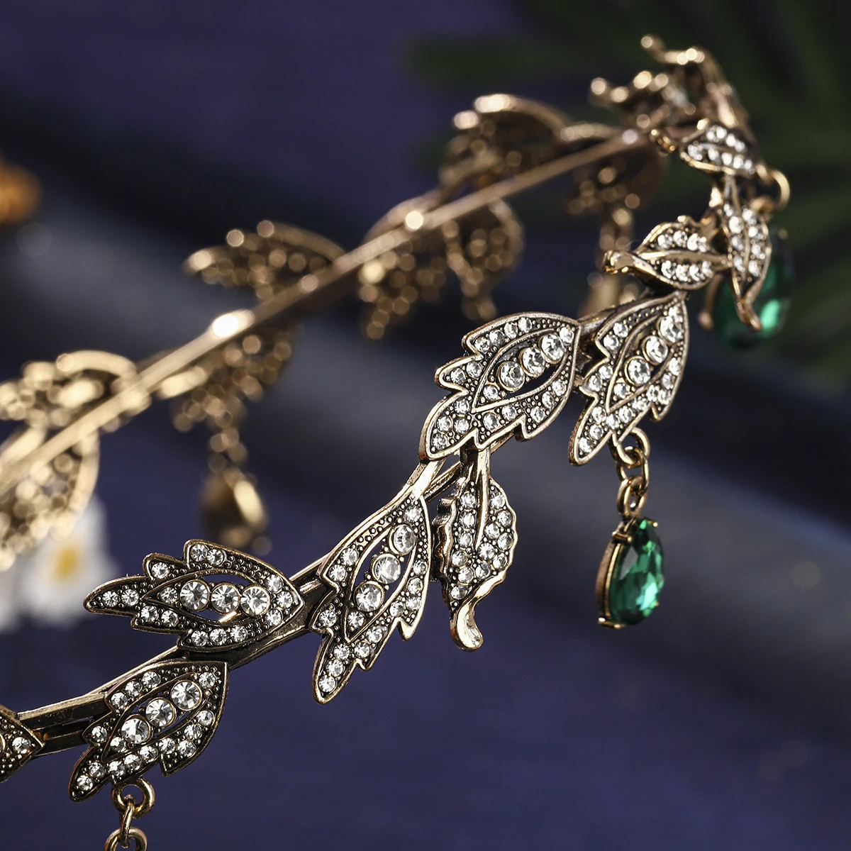 Mori Fairy Alloy Crown Forehead Pendant Tiara Hair Accessories Party Headwear Cosplay Performance Rhinestone Headpiece