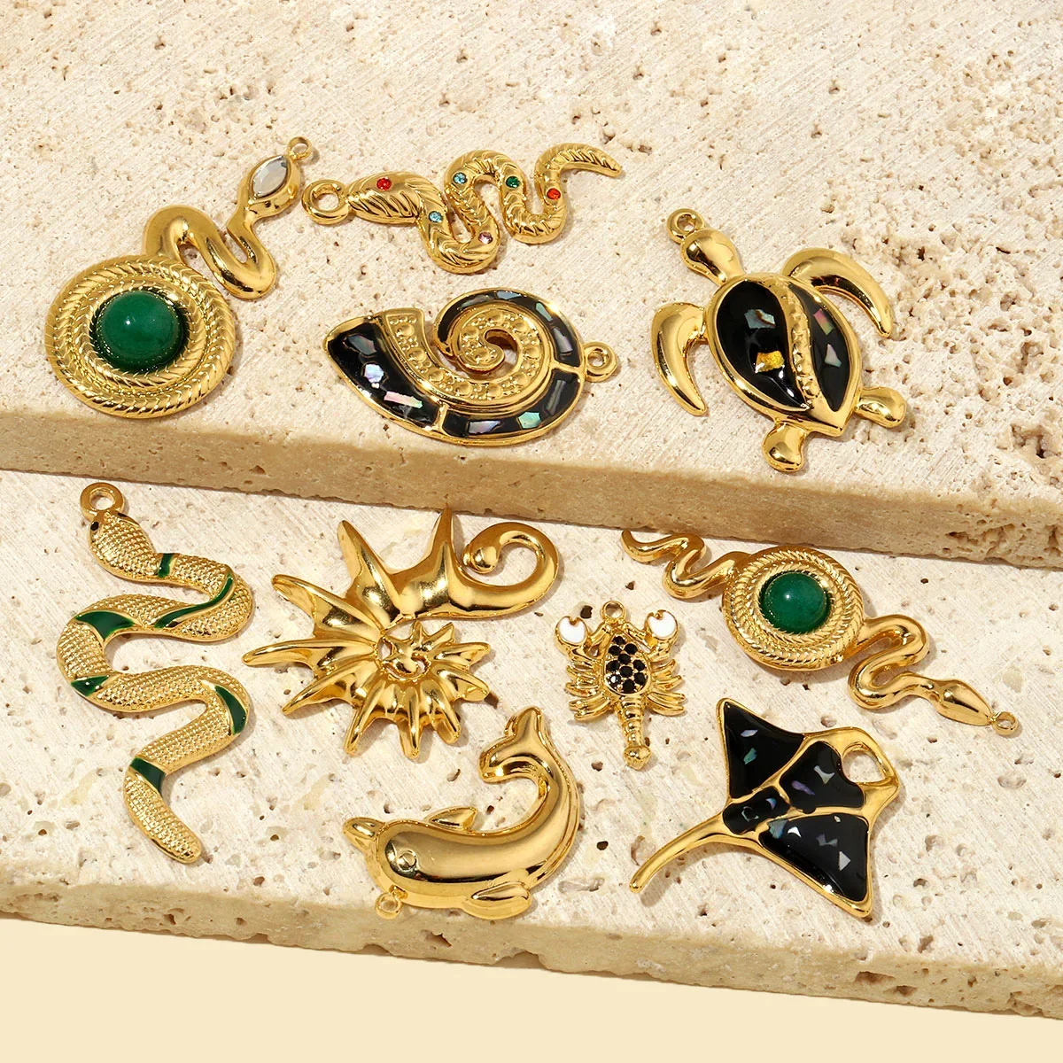 3pcs/Lot French Natural Srone Snake Stainless Steel Diy Charms Women Manta Ray Turtle Necklace Pendant Dolphin Jewelry