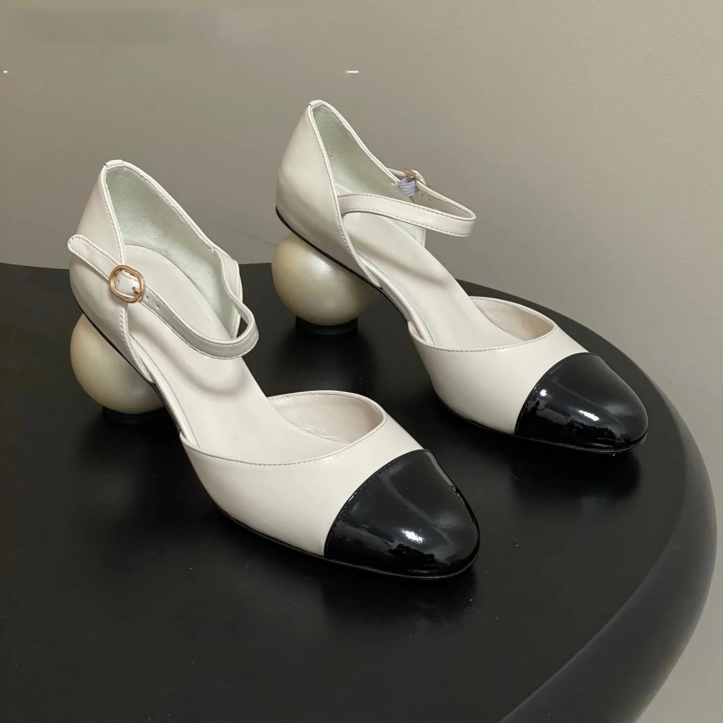 2026 Spring Summer Newest Arrival Women's Slippers Genuine Leather Round-Toe Low Heel Slip-On Sandals Comfortable Bota Feminina