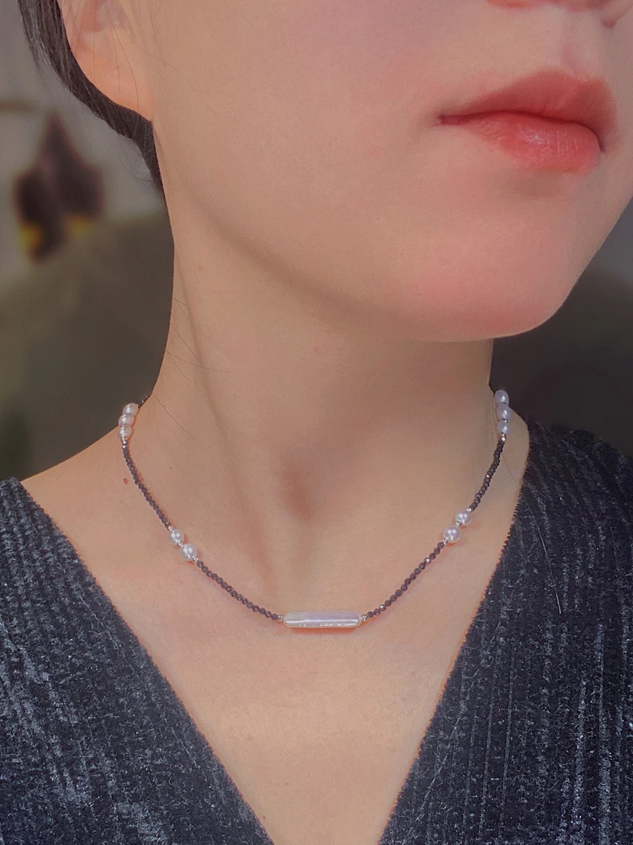 Natural Freshwater Baroque Round Pearl Necklace S925 Sterling Silver Light luxury Black Crystal clavicle silver block Pendant