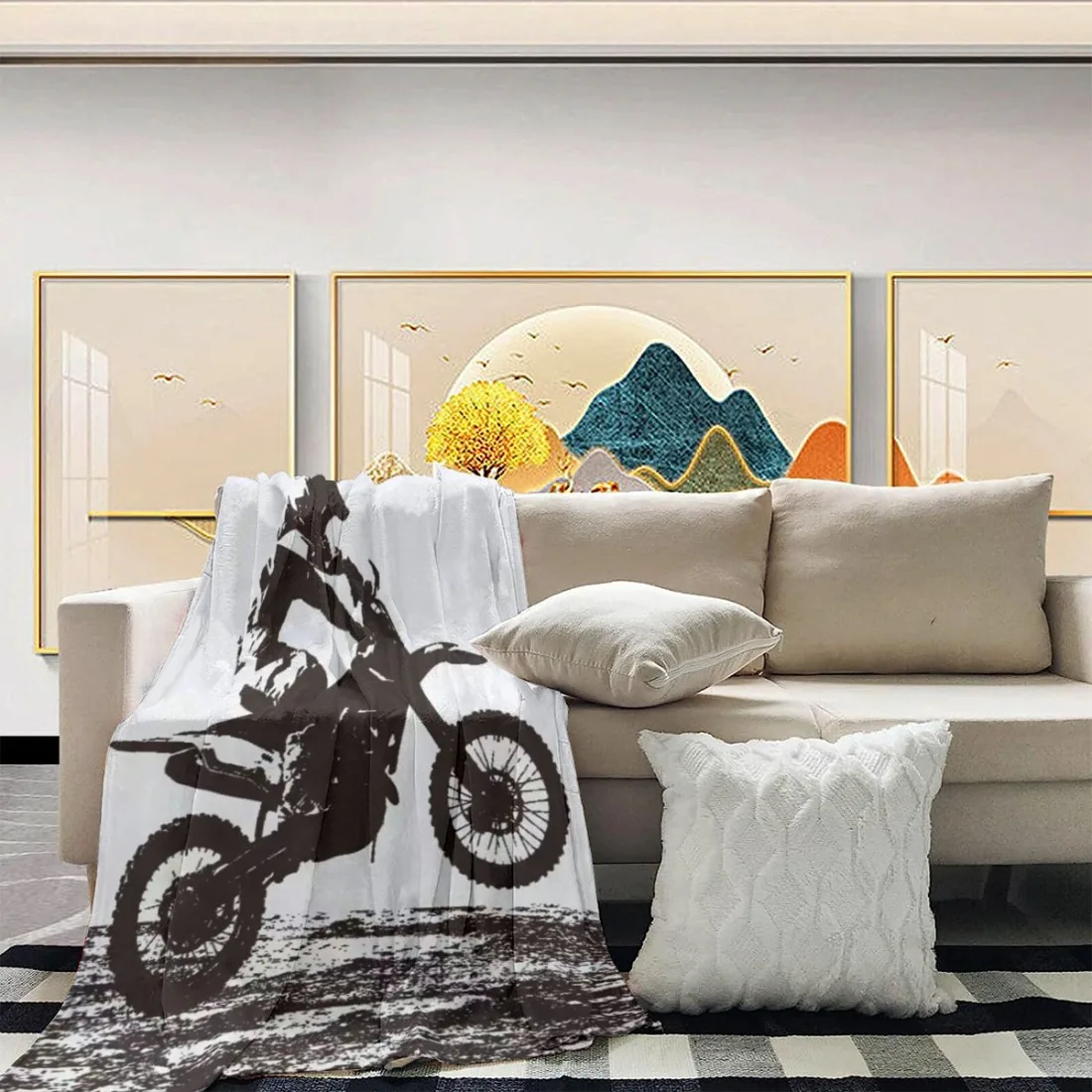 Ultra-Soft Motorcycle Print Throw Blanket - Cozy Flannel Fleece for All Seasons, Perfect Gift for Boys, Girls, Men & Women Off-R