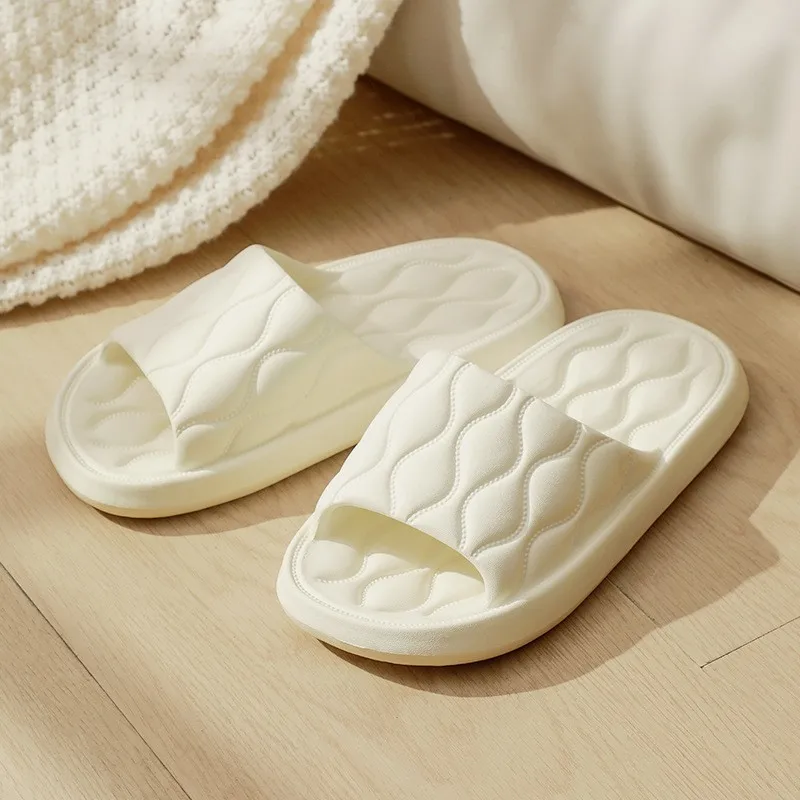 Lightweight EVA Soft Sole Home Slippers for Women Fashion Mute Non Slip Bathroom Slides Woman 2025 Summer Beach Flip Flops Woman