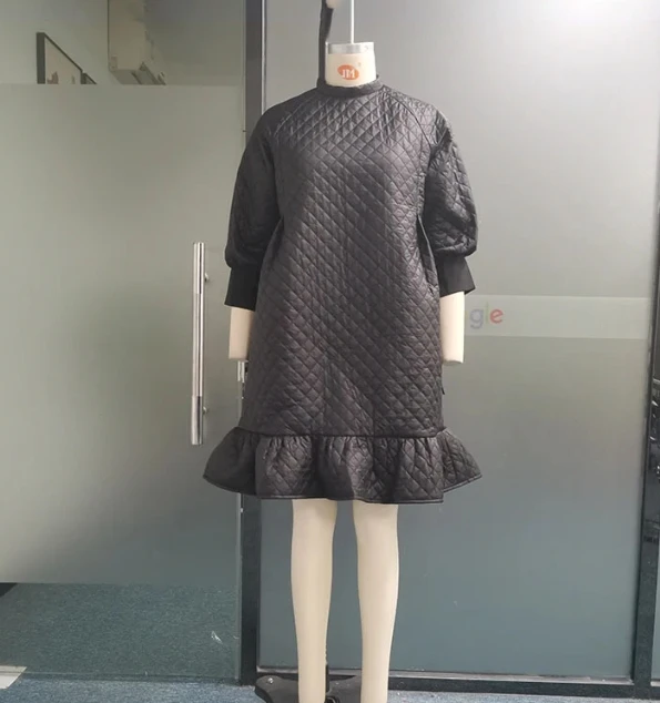 Vestido de algodão curto com gola alta feminino, borda plissada, balanço grande, monocromático, manga comprida, venda quente, novo, moda, 2023