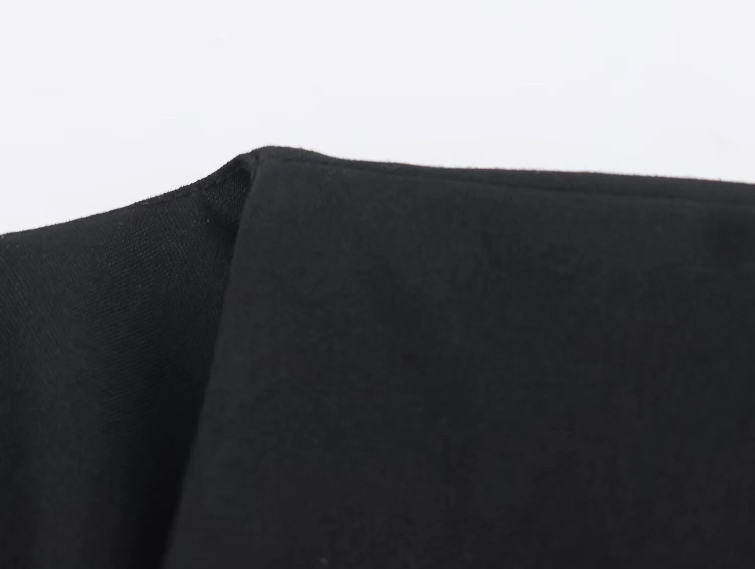 จั๊มสูทสไตล์สูทแบบกระดุมสองแถว ดีไซน์ทันสมัยสำหรับผู้หญิง ฤดูหนาวปี 2025 สไตล์ยุโรปและอเมริกา