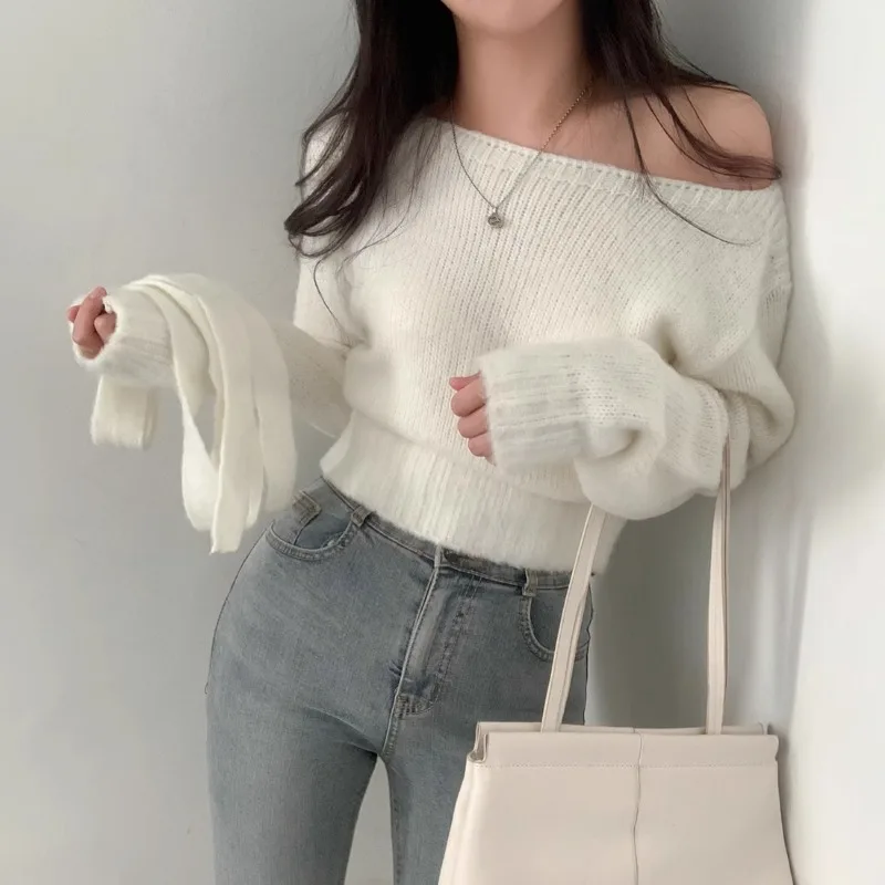 Oblique Collar Strapless Sexy Solid Color Long-sleeved Sweater Women 2024 Spring New Korean Loose Casual Knitted Tops with Scarf