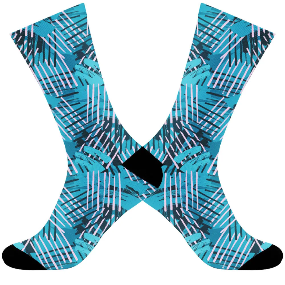 

2025 Новые впитывающие пот, быстро сохнущие + высокая эластичность, растягивающиеся, неограниченное движение, рекомендованные носки, окрашенные распылением.