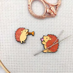 Magnetic Needle Minders Sewing Magnet Hedgehog Cute Needle Minder for Cross Stitch Embroidery Accessories Needlework Supplies